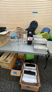 ASSORTED KITCHENWARE