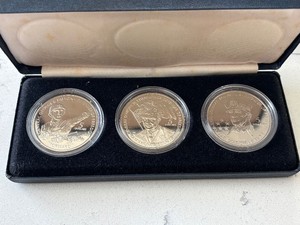 NIUE $5 Dollar Commemorative Coins