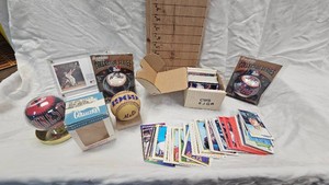 Lot of Collector Baseballs, Angels,Diamond Backs, 69 Met Twins, Etc