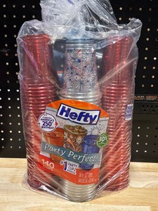 Hefty 18oz Plastic Cups