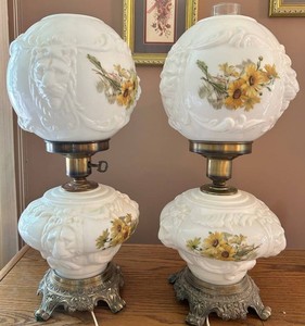Vintage Pair of Gone With the Wind Lamps with LION relief