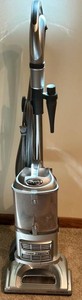 Shark Navigator Lift-Away Deluxe Vacuum UV440 26