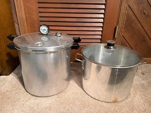 Presto Deluxe & Victorio VKP1145 Pressure Canner Mixed Lot