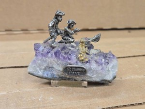 Amethyst Agate Geode with Pewter Miner Figures St. Thomas U.S.V.I. 3 x 2 x 2 12