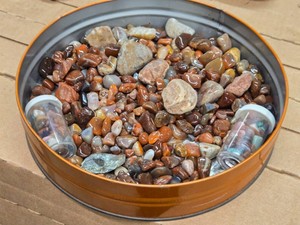 Lot of (1 Tin) Polished Pebbles (assorted)