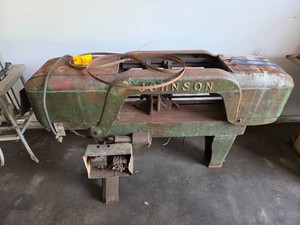 Johnson Metal Bandsaw, Works...