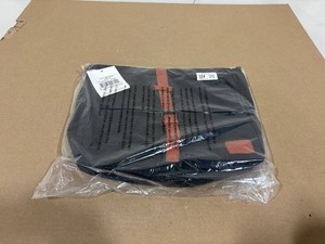 V-PAX 14.5 Messenger Bag Black