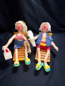 Hotsy Totsys Beach Bum Sandy & Sonny Dolls with Lounge Chairs