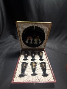 Okinawa Souvenir Tray & 6 Stemmed Cups  Black & Gold Set in Presentation Case
