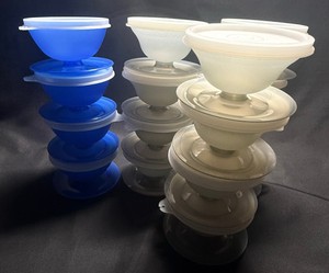 Vintage Tupperware 4 oz Footed Dessert Cups with Lids  Blue & Gray