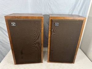 Vintage Cerwin-Vega Digital Series D2 Home Stereo Speakers