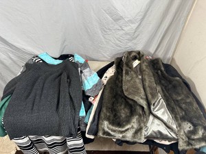 Assorted Womens Tops Size Large