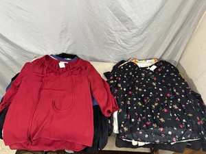 Assorted Womens Tops Size Small