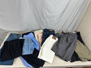 16 Assorted Womens Bottoms, Pants, Shorts, Skirts, and More
