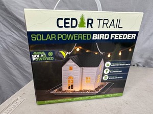 New Solar Powered Lit Bird Feeder