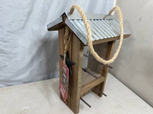 New Rustic Farmhouse Finch Bird Feeder