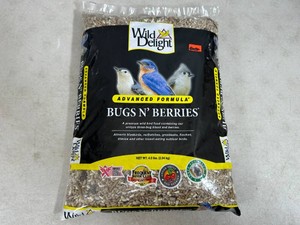 New 4.5 lb Bag of Wild Delight Bugs n Berries Bird Seed