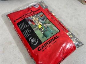 New 7 lb Bag of Cardinal Blend Bird Seed