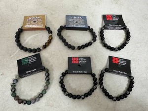 6 New Lava, Magnetic Bracelets