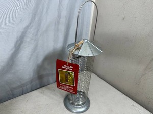 New Rustic Farmhouse Sunflower Seed Bird Feeder