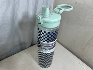 New Manna 32 oz Leak Proof Glass Water Bottle
