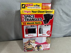 New Pack of 18 Ruby Space Triangles For Closet Organization
