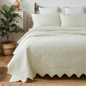 $180 Brandream King Size Quilt Set Cotton Scalloped Quilt Cream Yellow 3 Piece | Real Stitching