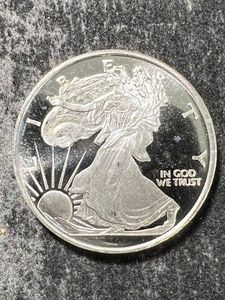 HALF TROY OZ .999 FINE SILVER AMERICAN EAGLE ROUND