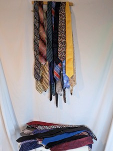 (40) mens neckties- Kenneth Cole Reaction, Stacy Adams,  Bruno Piattelli, Pierre Cardin  Most 100% Silk