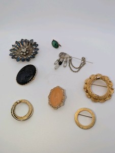 Vintage Brooch Pin Lot- Cameo, Bookcraft, Stone, Gem