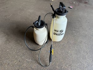 2 Pump Sprayers
