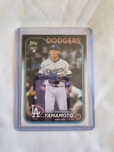 Yoshinobu Yamamoto Rookie Card