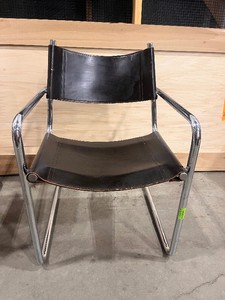 Brown Chair (622182)