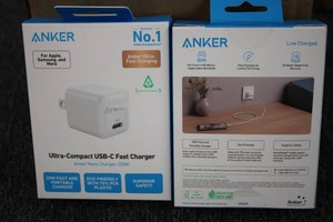 2 ANKER Ultra Compact USB-C Fast Ch...