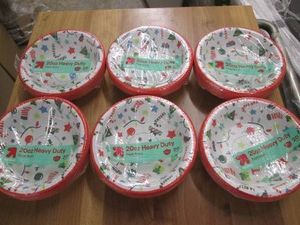 6 20 Count heavy duty bowls...