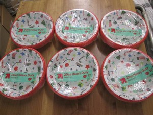 6 20 Count heavy duty bowls...