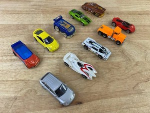 Assorted Die-Cast Toy Vehicles - Hot Wheels &amp Matchbox, 10 Total&nbspC