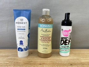 Honest Soothing Therapy Body Wash, SheaMoisture Castor Oil Strengthen Conditioner &amp The Doux Mousse Def Texture Foam - New&nbspB