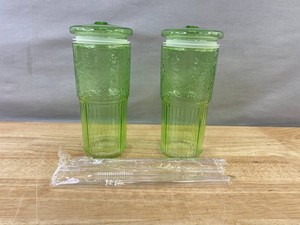 Green 20 oz Glass Tumblers with Lids, 2 Total Straws, 3 Total Cleaning Brush - Brand New