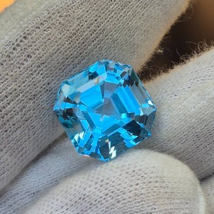 16.83 Carat Natural Swiss Blue Topaz Retail Value $842 VIDEO