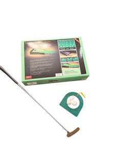 Portable Indoor Golf Putting Practice Set w Auto Return & Adjustable Break