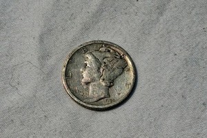 1920-S MERCURY DIME.  HARD TO FIND DATE