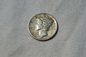 1942-S MERCURY DIME.  THIS IS A NICE COIN