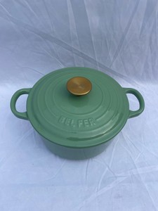 ENAMELED DUTCH OVEN