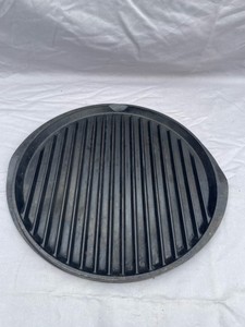 NORDIC WEAR CAST ALUMINUM ROUND GRIDDLE