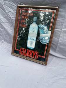 GILBYS GIN  MIRRORED ARTWORK