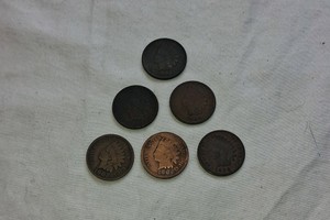 5 INDIAN HEAD PENNIES
