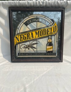 NEGRA MODELO PUB MIRROR
