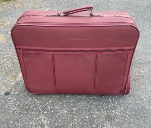 5 PIECE VINTAGE AMERICAN TOURISTER LUGGAGE