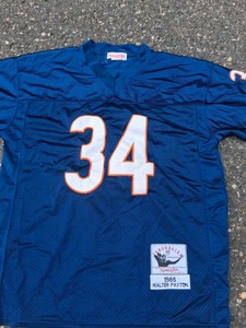 WALTER PAYTON 1985 THROWBACK , NFL JERSEY SIZE XL